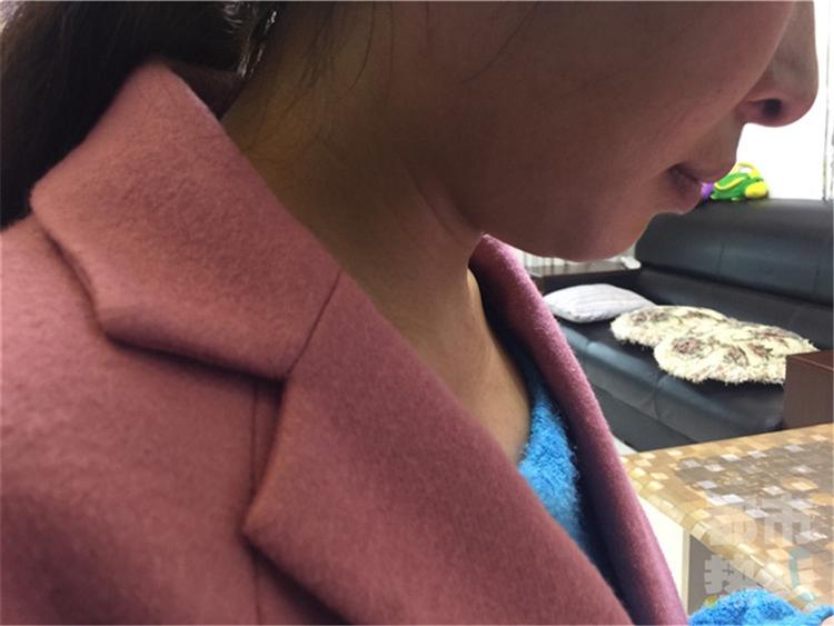 又見惡俗婚鬧 女子幫新娘堵門當(dāng)場(chǎng)被摔昏迷 又見惡俗婚鬧 女子幫新娘堵門當(dāng)場(chǎng)被摔昏迷