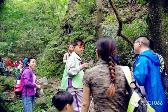 看我這小隊(duì)長，合格嗎？