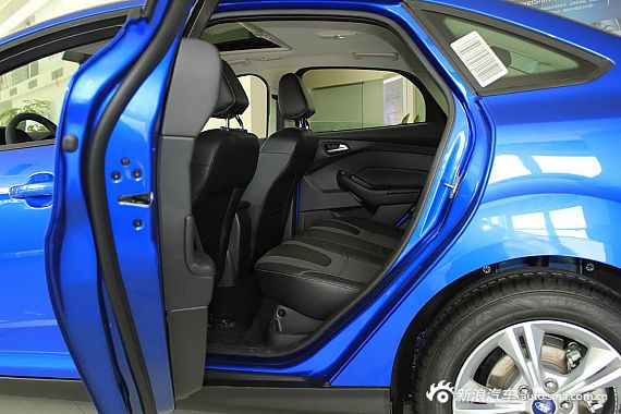 　?？怂箖蓭?jīng)典1.8MT 時(shí)尚型