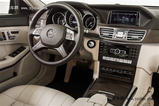 2014款奔馳E級(jí)海外版內(nèi)飾 2014款奔馳E級(jí)海外版內(nèi)飾