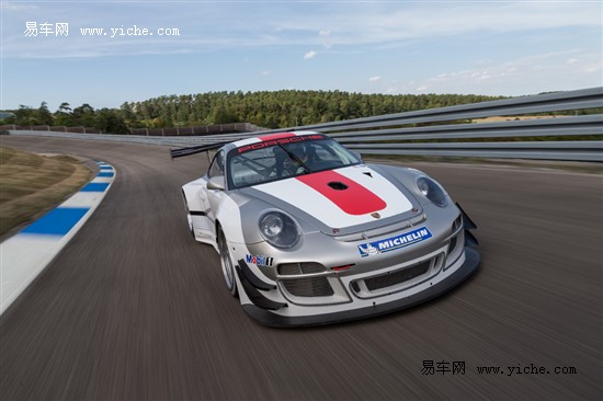 保時(shí)捷升級(jí)911 GT3 R賽車
