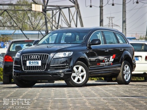 奧迪2013款?yuàn)W迪Q7