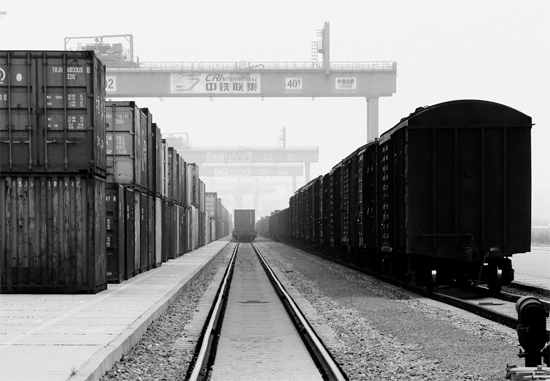 十八日，首班專列將在鄭州鳴笛出發(fā)趕赴德國漢堡