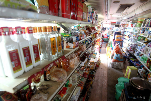 鄭州報廢大巴變超市 鄭州報廢大巴變超市