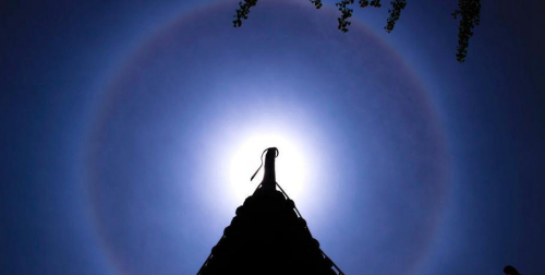 棗莊現(xiàn)日暈藍(lán)天美景 棗莊現(xiàn)日暈藍(lán)天美景