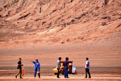 火焰山地表溫度達(dá)68℃ 火焰山地表溫度達(dá)68℃