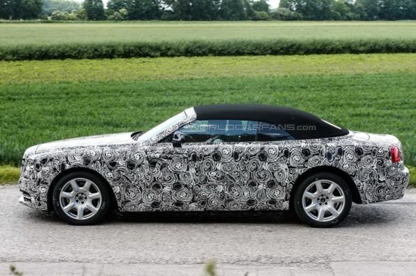 勞斯萊斯曜影 勞斯萊斯曜影