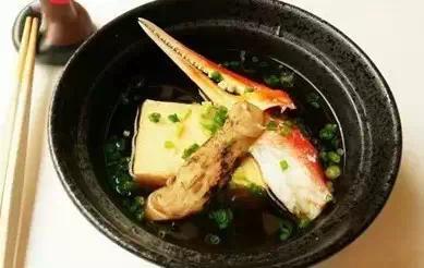 就一點(diǎn)兒紫菜跟生魚片 日料沒吃什么為啥還那么貴？