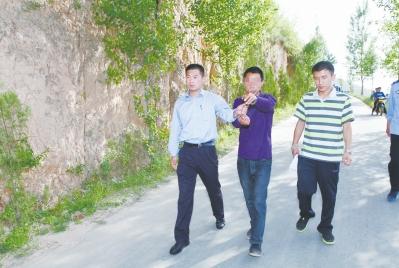 嫌犯指認(rèn)作案現(xiàn)場(chǎng) 嫌犯指認(rèn)作案現(xiàn)場(chǎng)