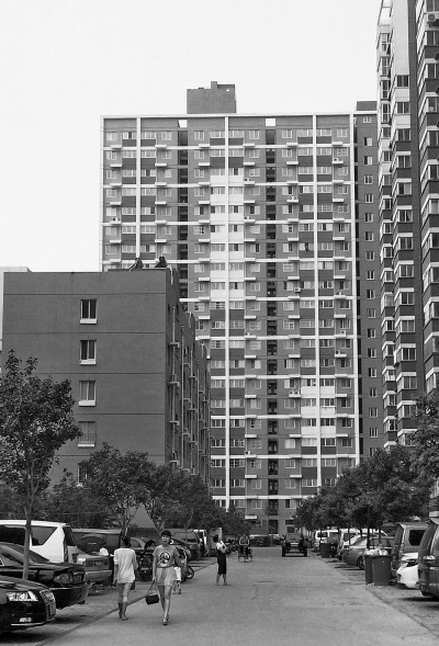 新就業(yè)大中專畢業(yè)生，外來(lái)務(wù)工人員住滿5年可申請(qǐng)購(gòu)買公租房。