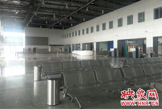 鄭州新客運(yùn)北站候車大廳。