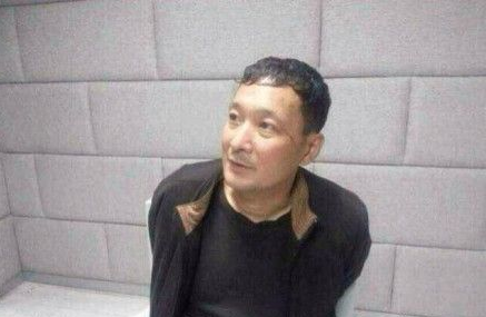 圖為在逃犯罪嫌疑人王慶新。