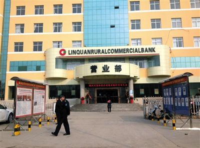 23名被拘留者的照片已張貼了一個多月。