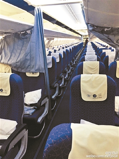 年關(guān)將近，很多人回家的票還沒(méi)有著落，而昨日凌晨，一架從武漢飛往廣州的航班上只有一名女乘客，偌大的客機(jī)成了一個(gè)人的專機(jī)。