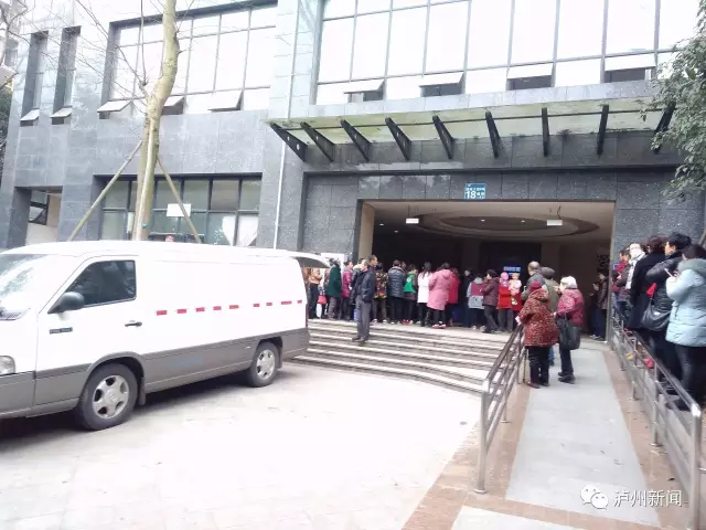 四川一對男女情人節(jié)被發(fā)現(xiàn)裸死出租屋內(nèi) 嫌犯被抓 四川一對男女情人節(jié)被發(fā)現(xiàn)裸死出租屋內(nèi) 嫌犯被抓