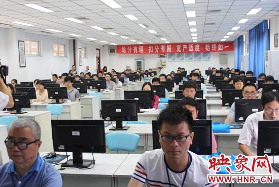 與書面評(píng)卷相比,網(wǎng)上評(píng)卷由系統(tǒng)自動(dòng)進(jìn)行分發(fā),減少了試卷過程的周轉(zhuǎn),提高了評(píng)卷的工作效率。