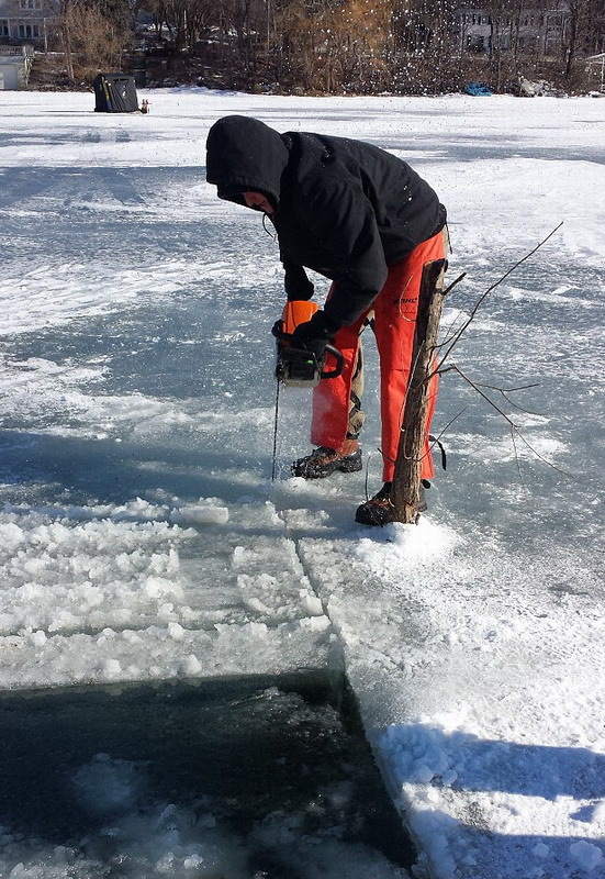 這是他們第二次嘗試復制英國巨石陣。（網(wǎng)頁截圖）