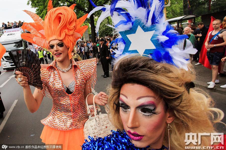 德國柏林，當?shù)嘏e行同性戀驕傲大游行