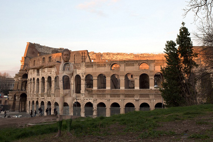 美藝術(shù)家彩繪模特“隱身”世界七大奇跡 美藝術(shù)家彩繪模特“隱身”世界七大奇跡