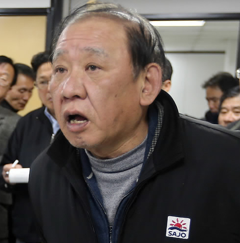 思潮產業(yè)的負責人向失蹤者家屬說明情況