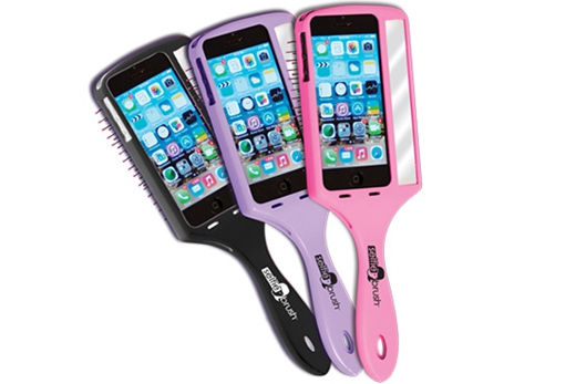 圖為美國公司推出的自拍美發(fā)梳。