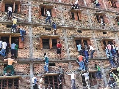 印度高考文理科狀元涉嫌作弊:復(fù)試1道題都答不對