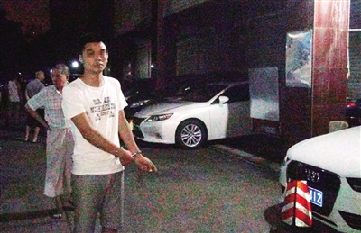 現(xiàn)場指認(rèn) (警方供圖) 現(xiàn)場指認(rèn) (警方供圖)