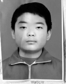 少年軍訓(xùn)疑中暑猝死 教育局長(zhǎng):不懂“高溫預(yù)警”