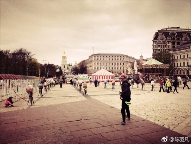 陳羽凡疑似回應(yīng)白百何出軌:蛋疼的回家過(guò)節(jié)吧 陳羽凡疑似回應(yīng)白百何出軌:蛋疼的回家過(guò)節(jié)吧