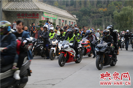 2014首屆蟒河摩托藝術(shù)文化節(jié)在蟒河景區(qū)隆重開(kāi)幕 2014首屆蟒河摩托藝術(shù)文化節(jié)在蟒河景區(qū)隆重開(kāi)幕