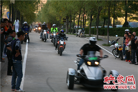 2014首屆蟒河摩托藝術(shù)文化節(jié)在蟒河景區(qū)隆重開(kāi)幕 2014首屆蟒河摩托藝術(shù)文化節(jié)在蟒河景區(qū)隆重開(kāi)幕