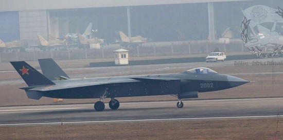 殲20再次露面機(jī)體布滿神秘圓點(diǎn) 殲20再次露面機(jī)體布滿神秘圓點(diǎn)
