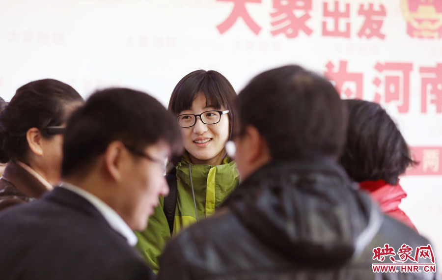 做講解員的樂天。