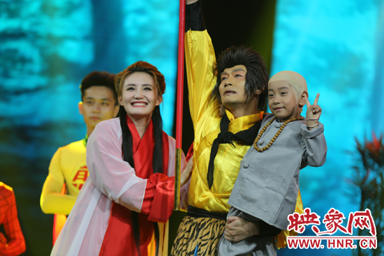 李宏偉化身齊天大圣與韓較瘦攜手上演新版《大話西游》 李宏偉化身齊天大圣與韓較瘦攜手上演新版《大話西游》