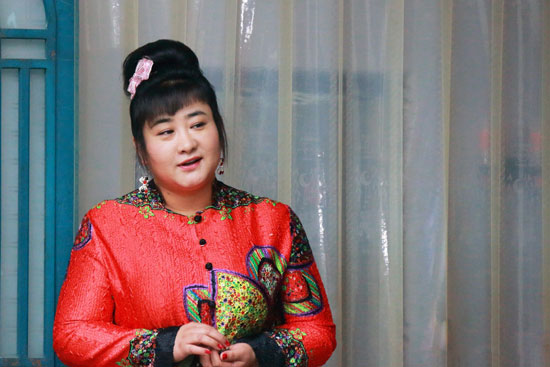 主持人香香在電視劇《嘿，真不是鬧著玩的》飾演大白鵝