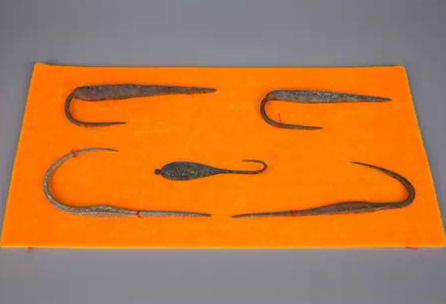 這么大的魚鉤你見過嗎？