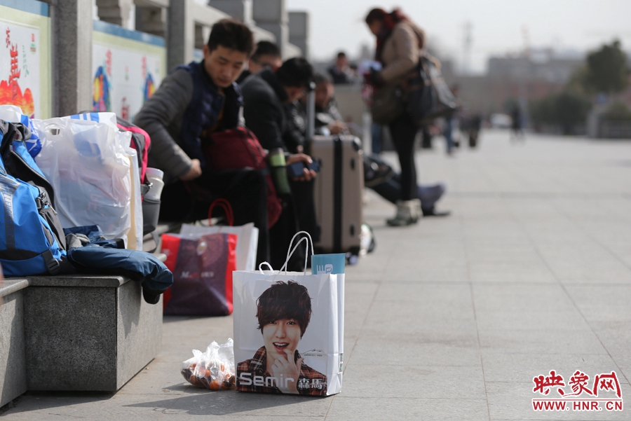 春運(yùn)中的“明星”身影。